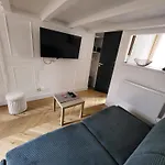 Cosy Mezzanine 2-4p Carre D'or