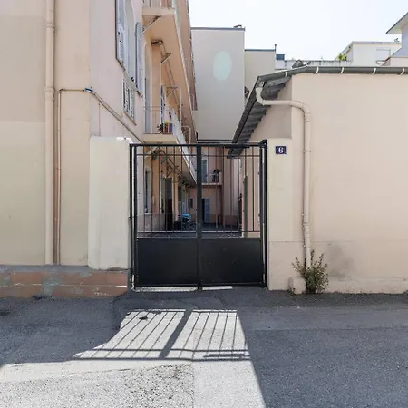 Cosy Mezzanine 2-4p Carre D'or Apartman *