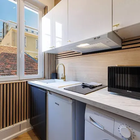 Cosy Mezzanine 2-4p Carre D'or