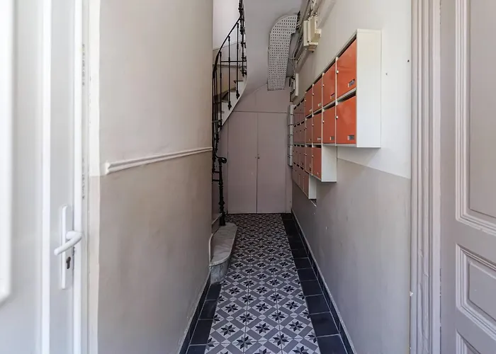 Cosy Mezzanine 2-4p Carre D'or Apartman Nizza