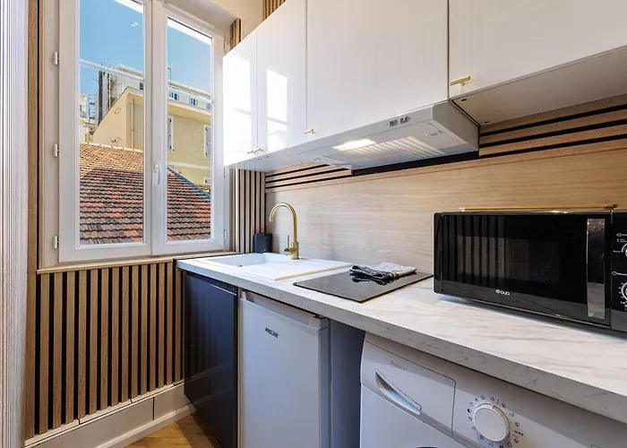 Cosy Mezzanine 2-4p Carre D'or